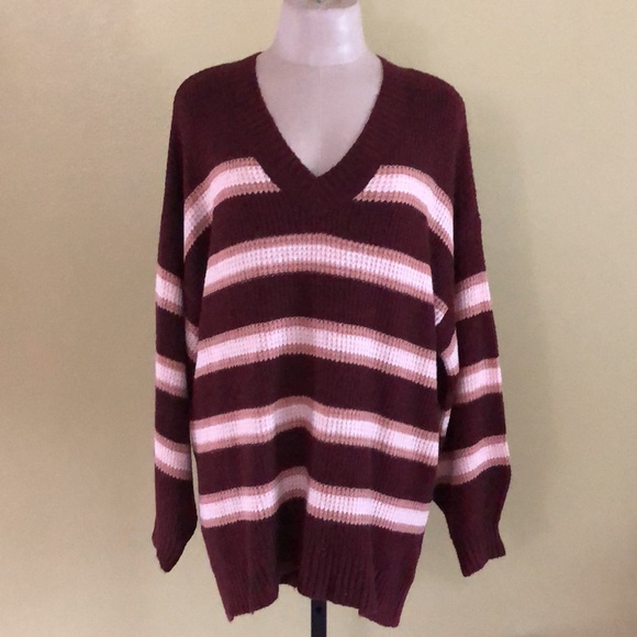 🔥NWT🔥 American Eagle Outfitters Women’s Oversized Waffle Knit V-Neck Sweater - Picture 2 of 10